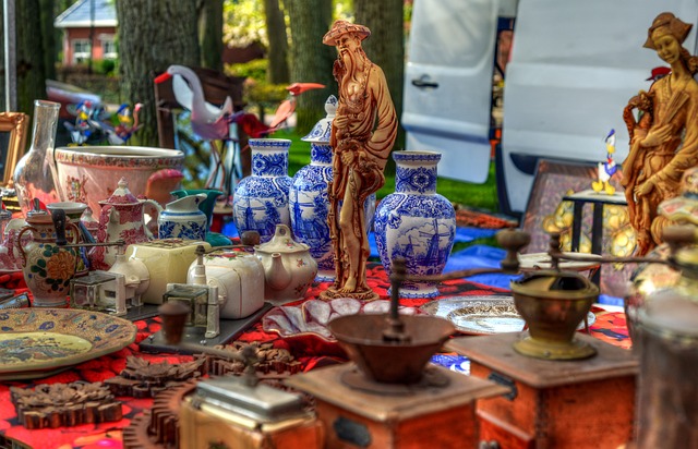 flea-market-3342450_640